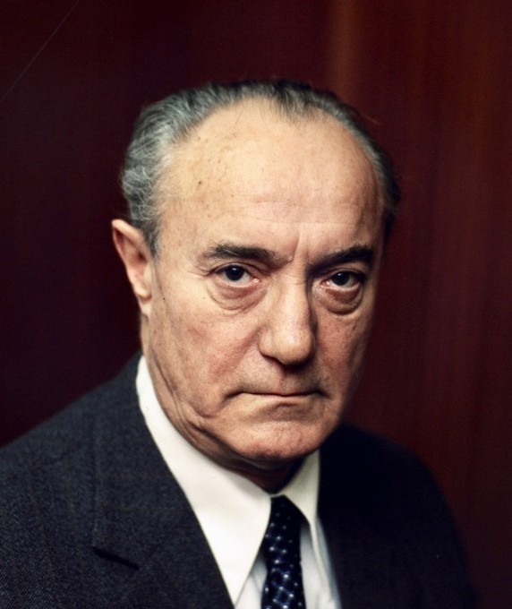 Янош Ференчик