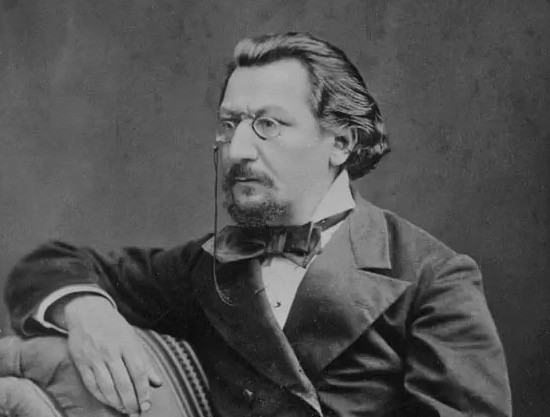 Виктор Никандрович Пасхалов