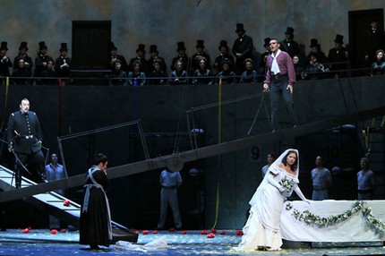 «Лючия ди Ламмермур» в Опере Бастилии