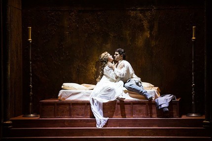 Ромео — Георгий Васильев, Джульетта — Ирина Костина. Автор фото — Даниил Кочетков
