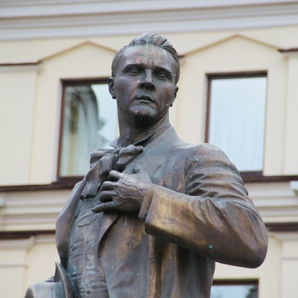 Памятник Шаляпина в Казани