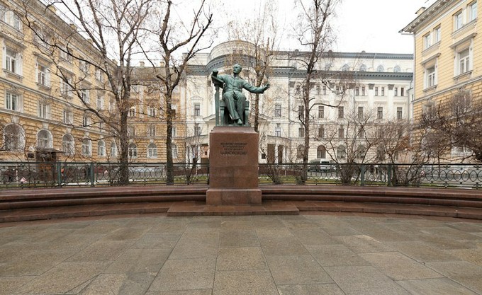 С именем Флиера