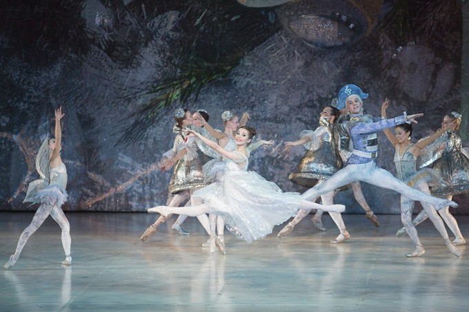 О балете «Щелкунчик», или Ещё одна рождественская история