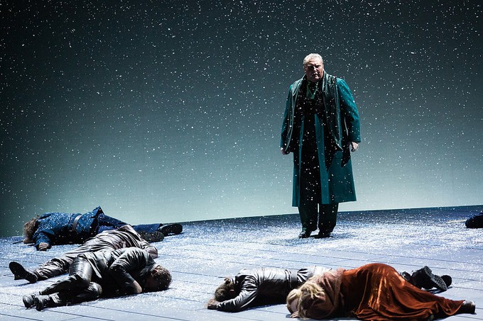 Эпохальная премьера