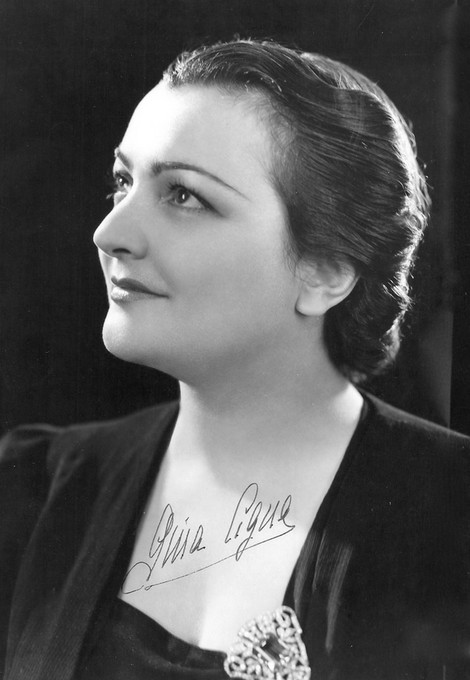 Звёзды оперы: Джина Чинья