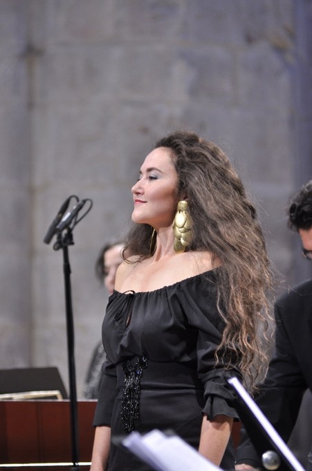 Стефани д’Устрак выступит в Москве