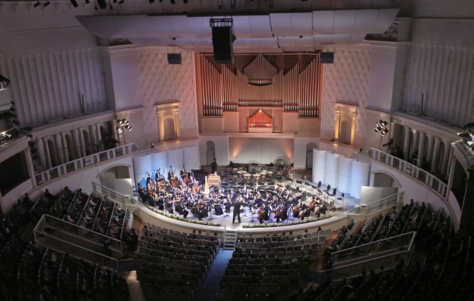 Концерт по нетривиальному поводу