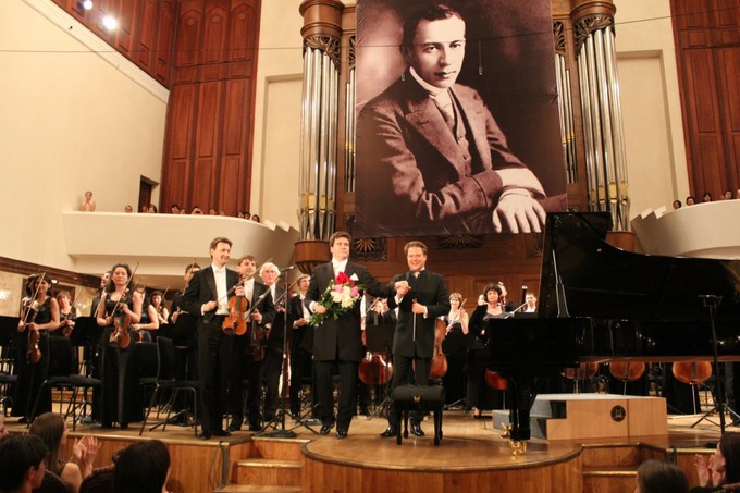 Рояль за миллионы