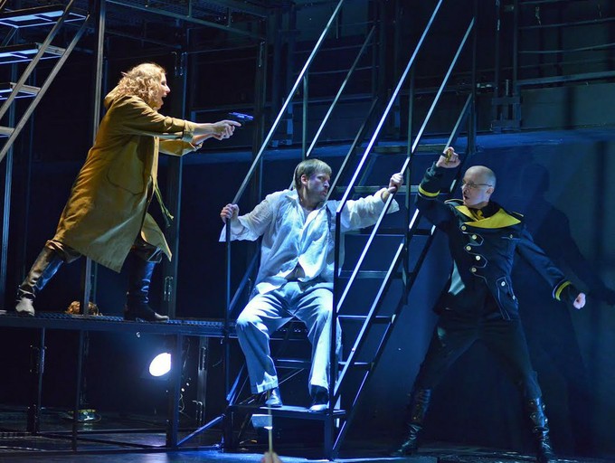 Что важнее — партитура или дух оперы?