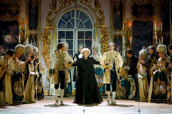 Бал примадонны