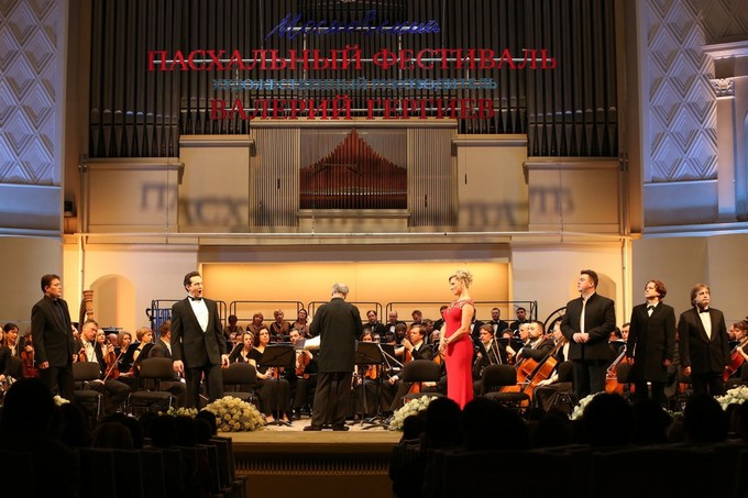 Но душа у него человечкина...