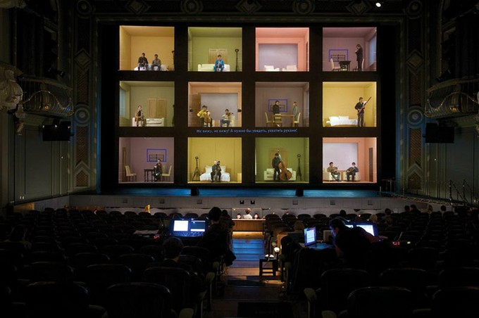 Серийной опере — серийное внимание