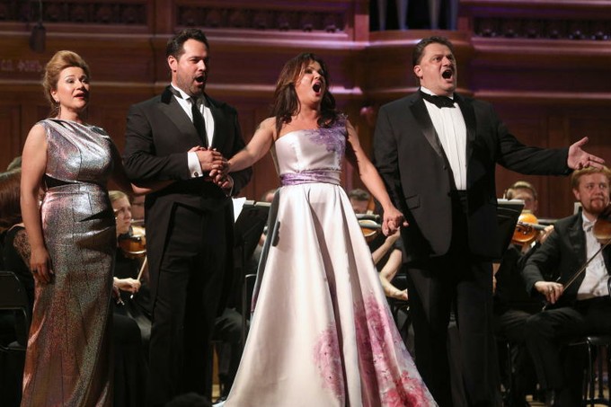 Анна Нетребко со товарищи в БЗК