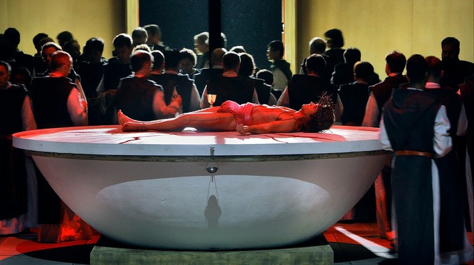 Впечатляющий и провокационный «Парсифаль» в Байройте