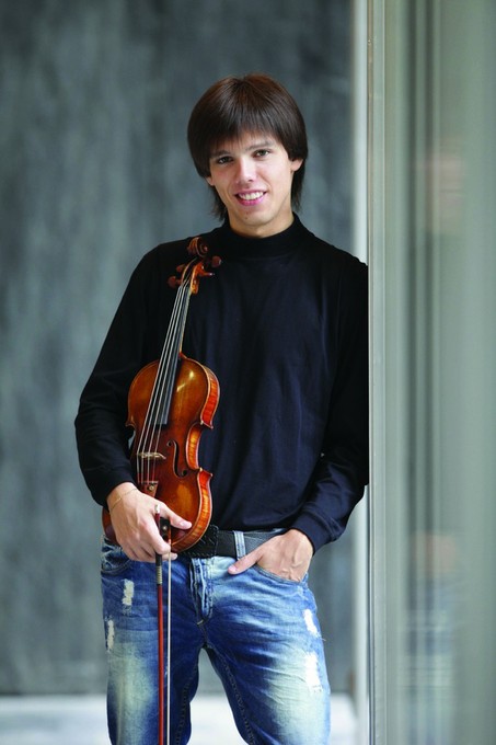 Скрипач Сергей Догадин выступит в Петербурге
