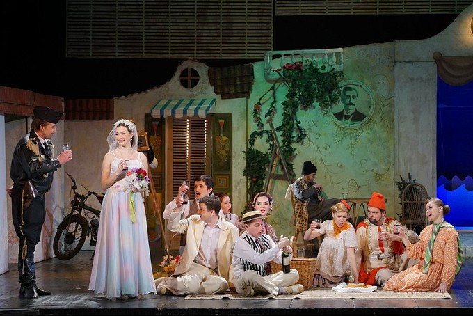 Гастроли театра «Зазеркалье» в Москве: Россини vs Доницетти