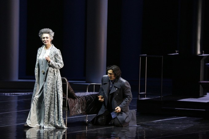 «Три карты» в предвоенном Петербурге