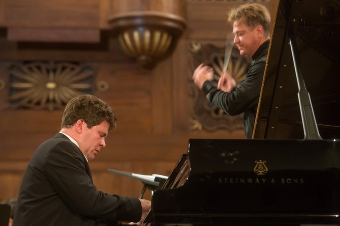 Денис Мацуев провел два вечера среди друзей