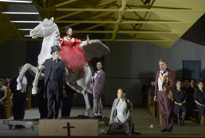 «Гугеноты» победили в Берлине