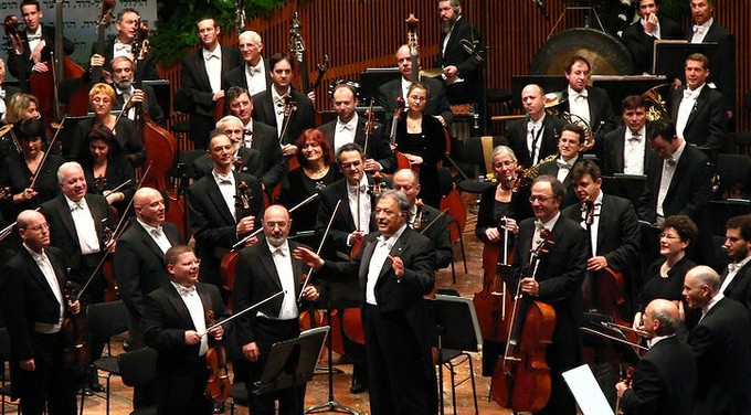 Московская публика искупала Зубина Мету в овациях