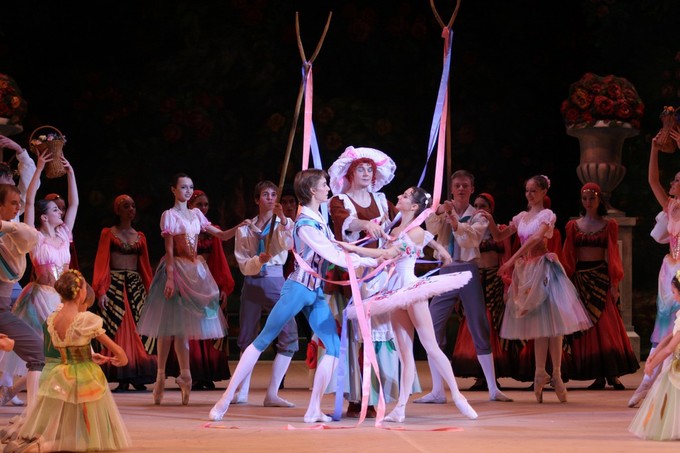 Что за комедия, создатель, быть этой дочери отцом