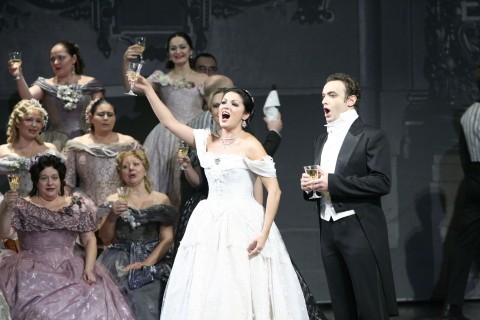 Неконцептуальная история