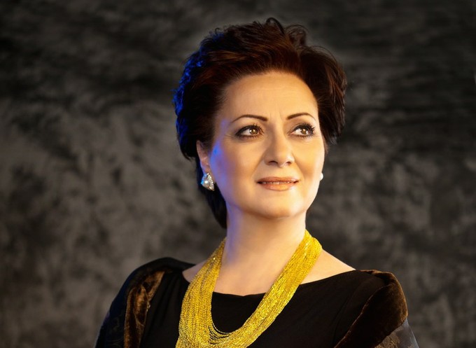 Асмик Папян: голос для Верди