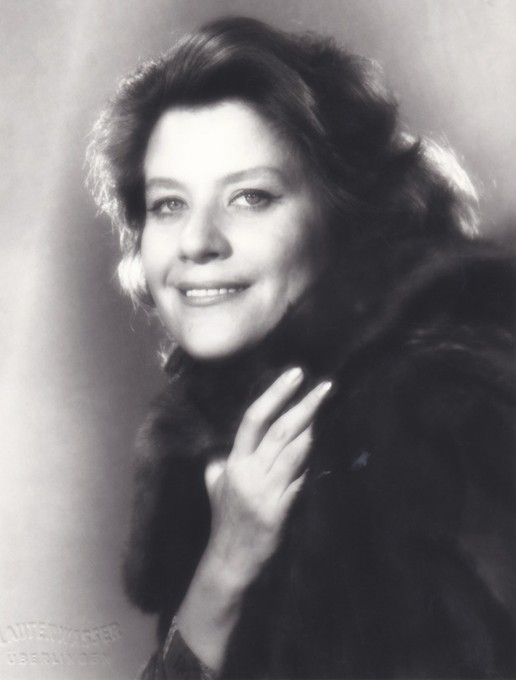 XI Конкурс оперных певцов Елены Образцовой стартует в Петербурге