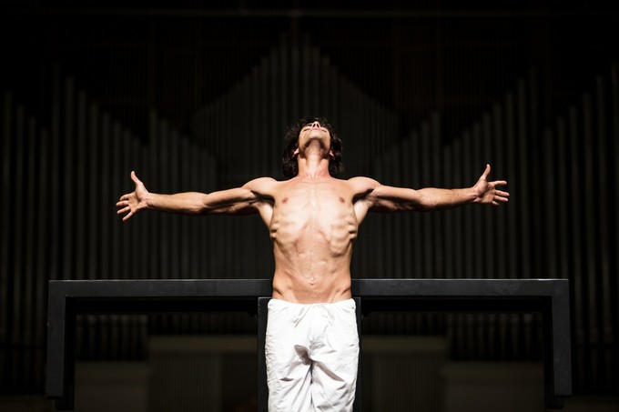 Голгофа Ноймайера в филармоническом ракурсе