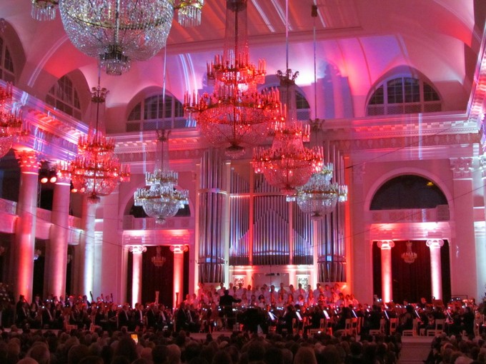 Ударили Брамсом