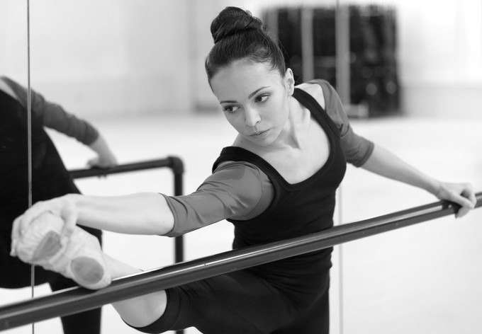 Вишнёва в движении и картонные пазлы