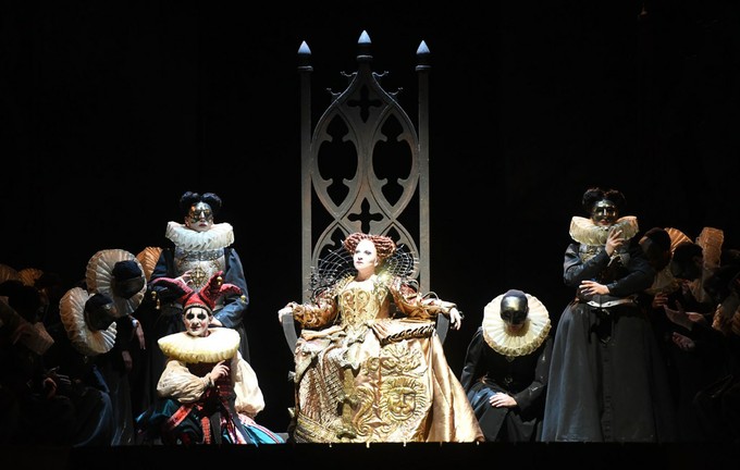 Вечная жизнь королевы бельканто