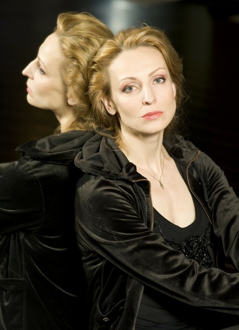 Илзе Лиепа: «Берешься за перо, и память подбрасывает всё новые подробности»