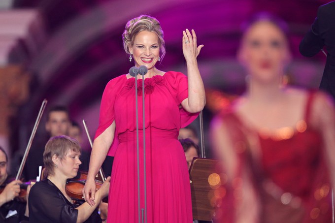 Красное — женское