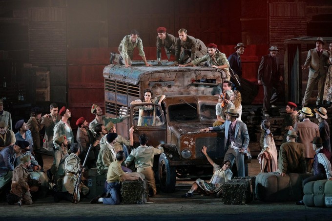 «Кармен», которая силилась, да так и не смогла взлететь