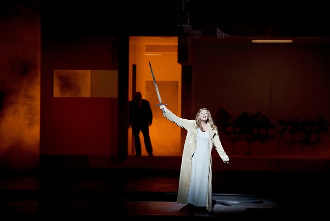 «Гибель богов» и гибель мифа в Гамбургской опере