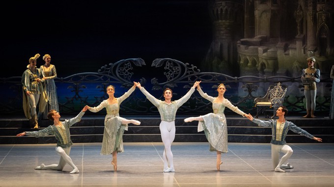 О «Лебедином озере» Рудольфа Нуреева в Венской опере