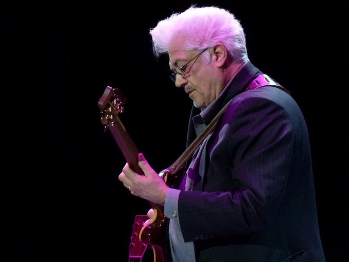 Меняем альт на гитару и гитару на альт!