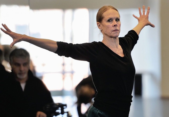 Каролин Карлсон: «Интуиция несет меня по течению»