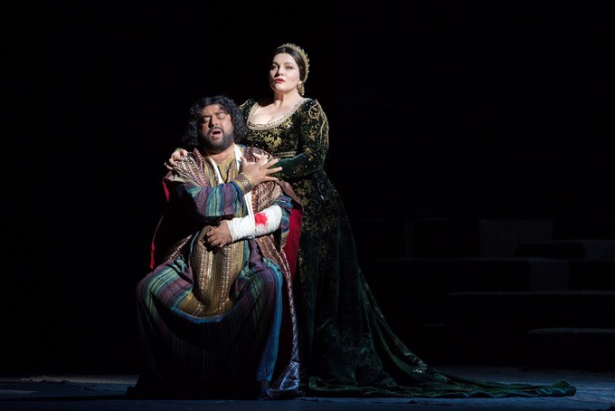 Дездемона в окружении двух баритонов