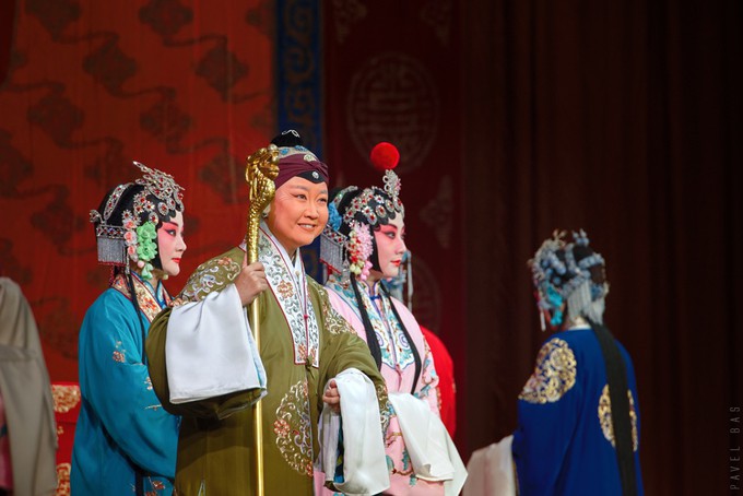 «Военачальницы семьи Ян»: знакомство с пекинской оперой