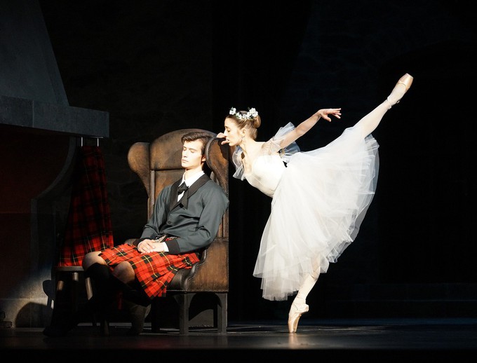 В мире романтического балета: «Cильфида» в Любеке