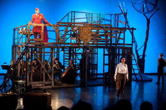 И умная, и красивая!