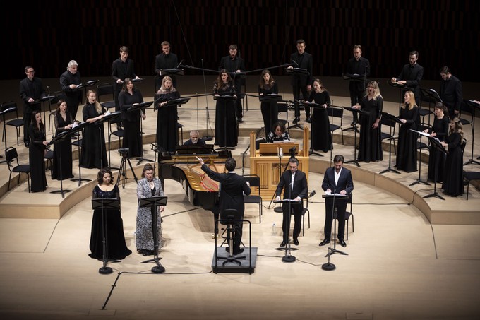 «Маленькая торжественная месса» в «Зарядье»