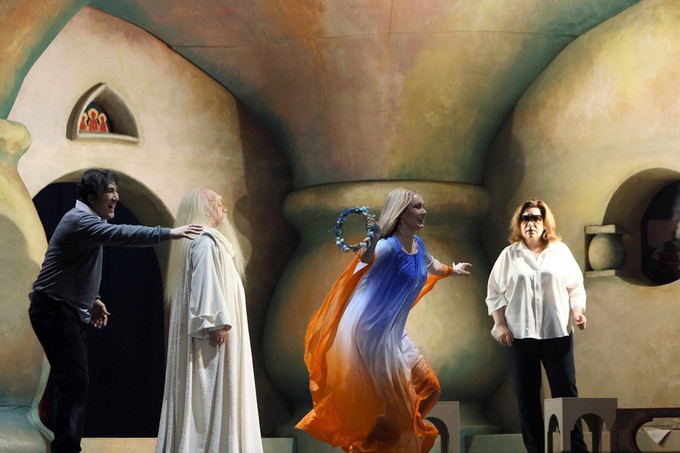 Хождение за три павильона