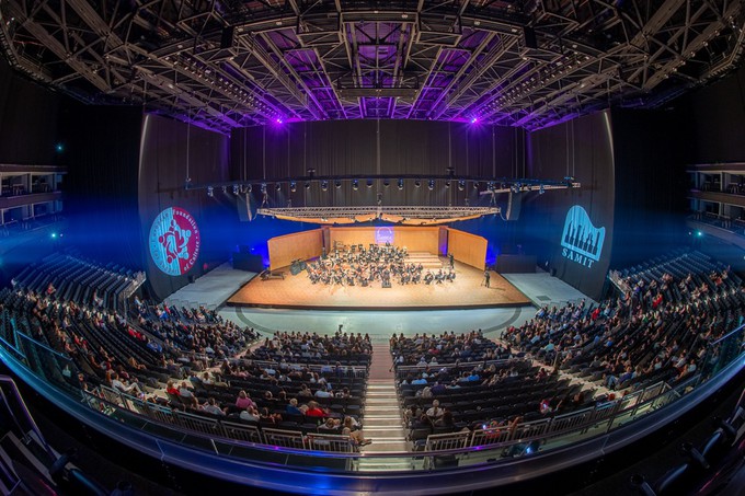 InClassica в Дубае как грандиозный фестивальный ребрендинг