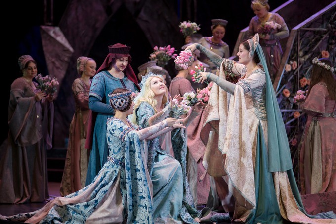 «Иоланта» в Краснодаре: драгоценная шкатулка из тьмы и света