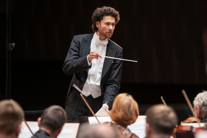 Димитрис Ботинис: «Новосибирский оркестр должен стать оркестром будущего»