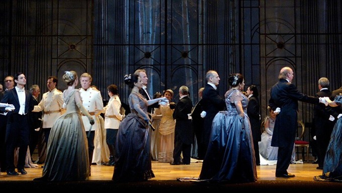 Опера «Евгений Онегин» на сцене Киргизского оперного театра