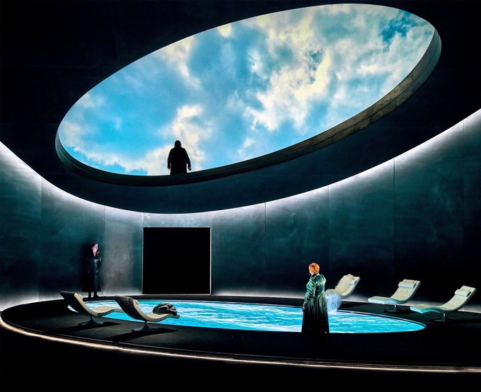 Элегантно-комический консерватизм